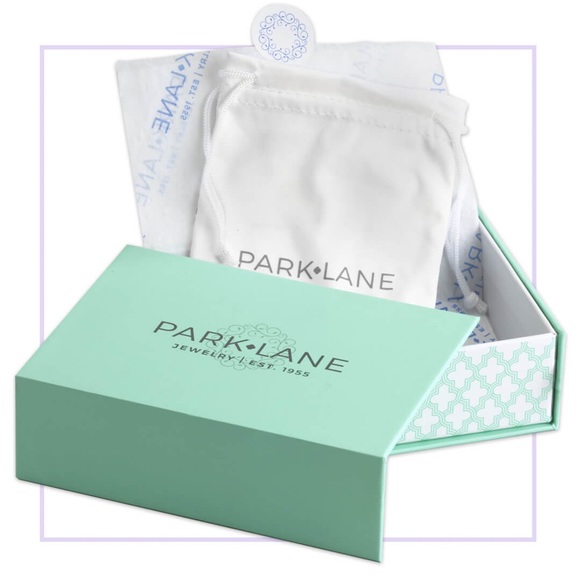 Earrings - Picture 10 of 11